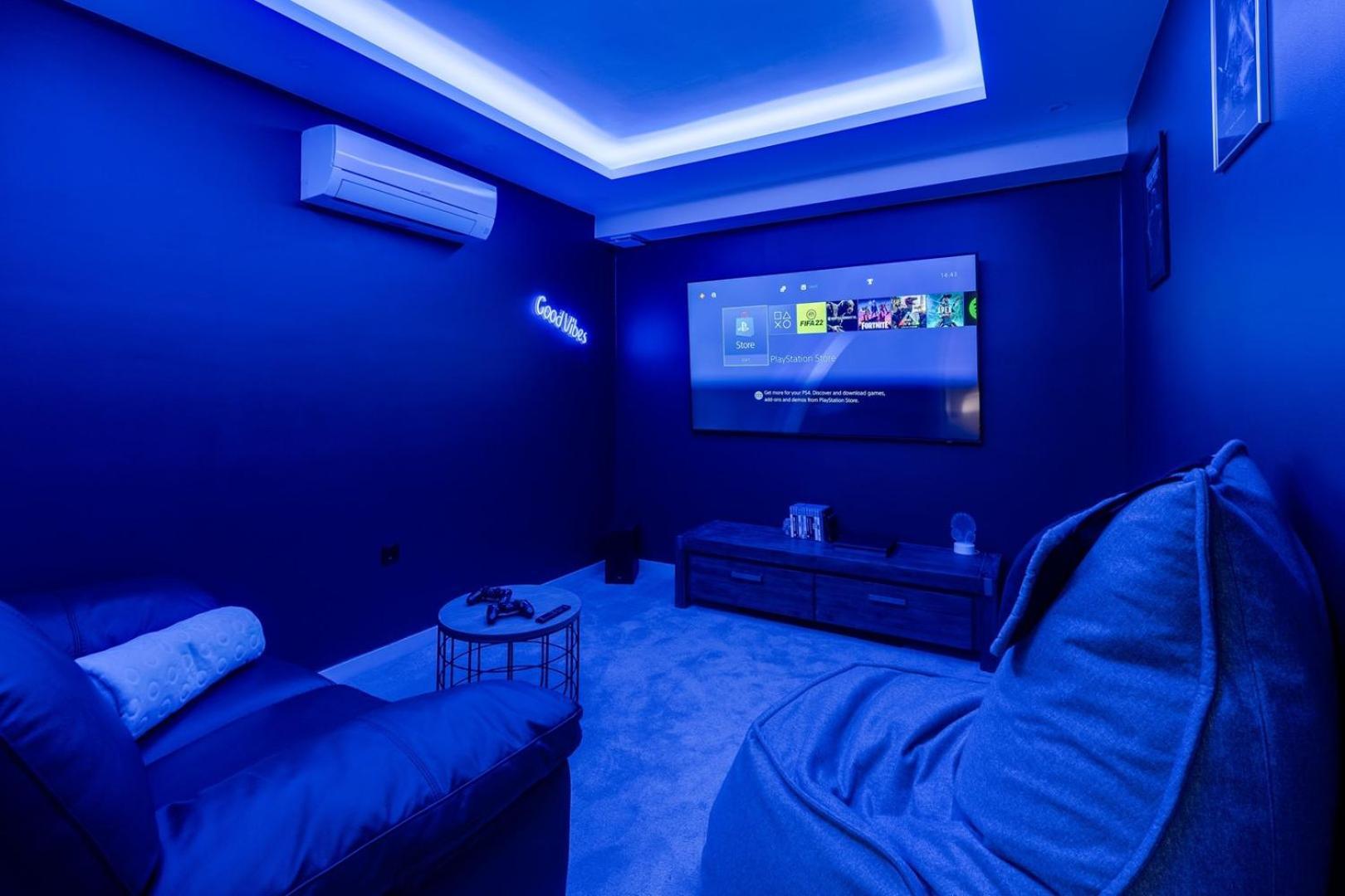 Luxury Villa Lucas With Heated Pool, Whirlpool, Sauna, 14 Pax Podstrana Luaran gambar
